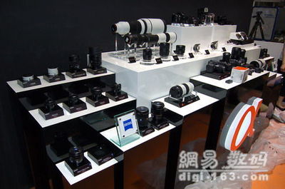 P&E2008 索尼展臺引領(lǐng)數(shù)碼產(chǎn)品新潮流
